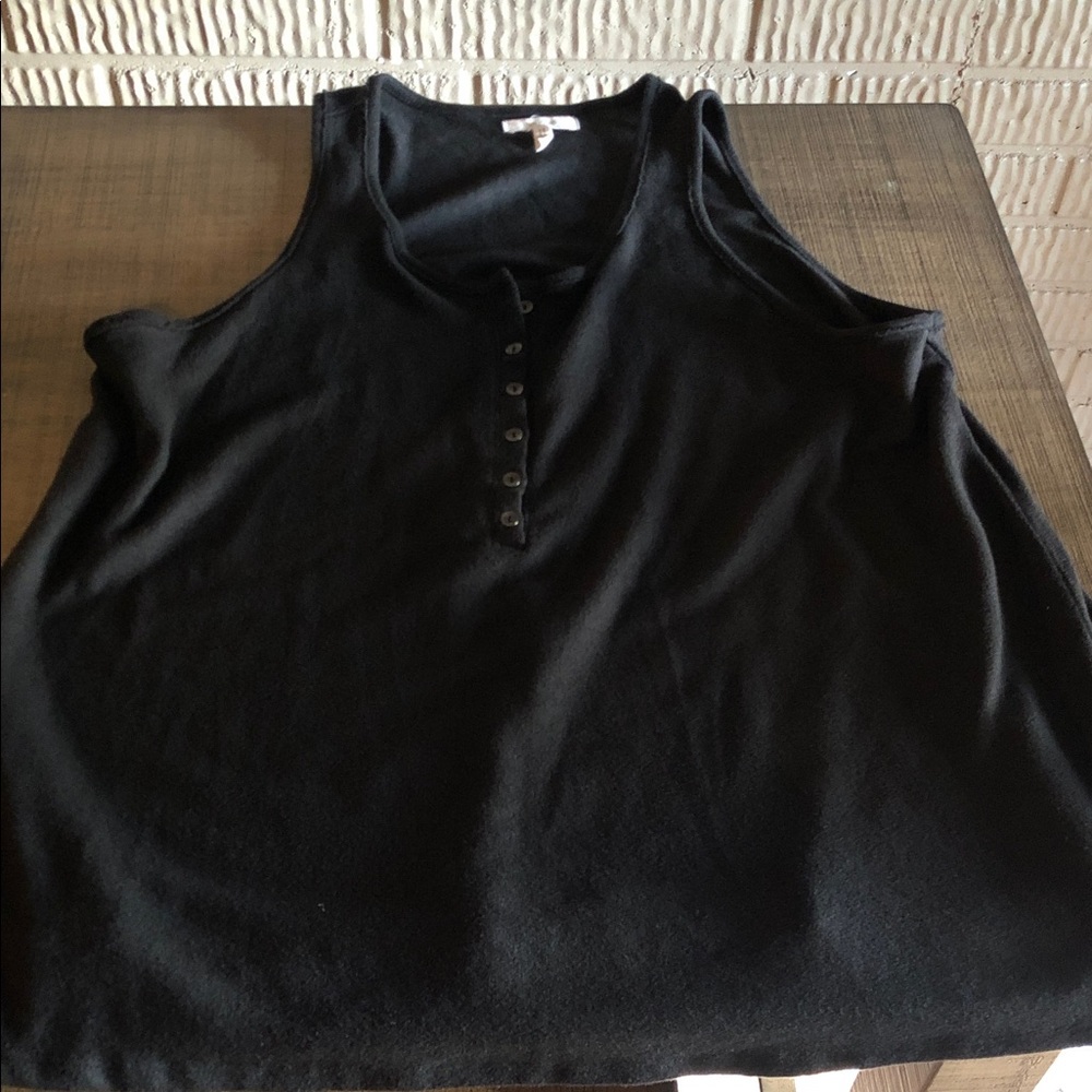 Black Button-Front Sleeveless Tank Top maurices size large